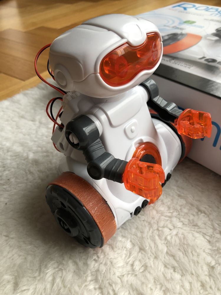Robot naukowy MIO