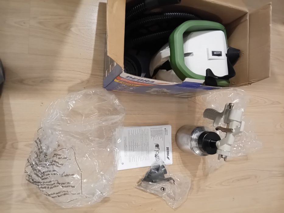 Agregat do malowania natryskowego - Dedra DED7413