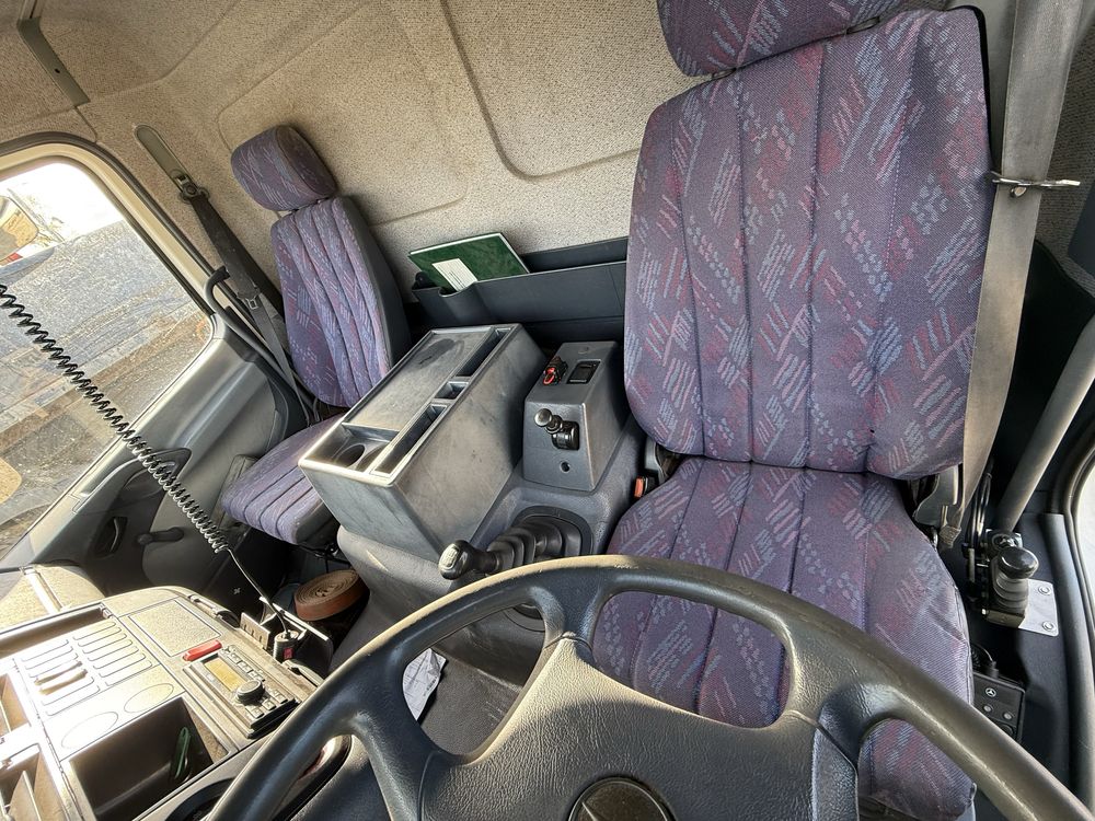 Mercedes Atego wywrotka