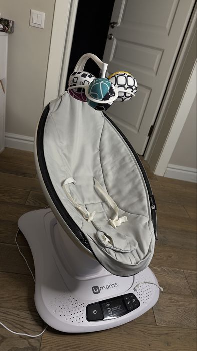Качеля 4moms Mamaroo 4 — чудовий стан