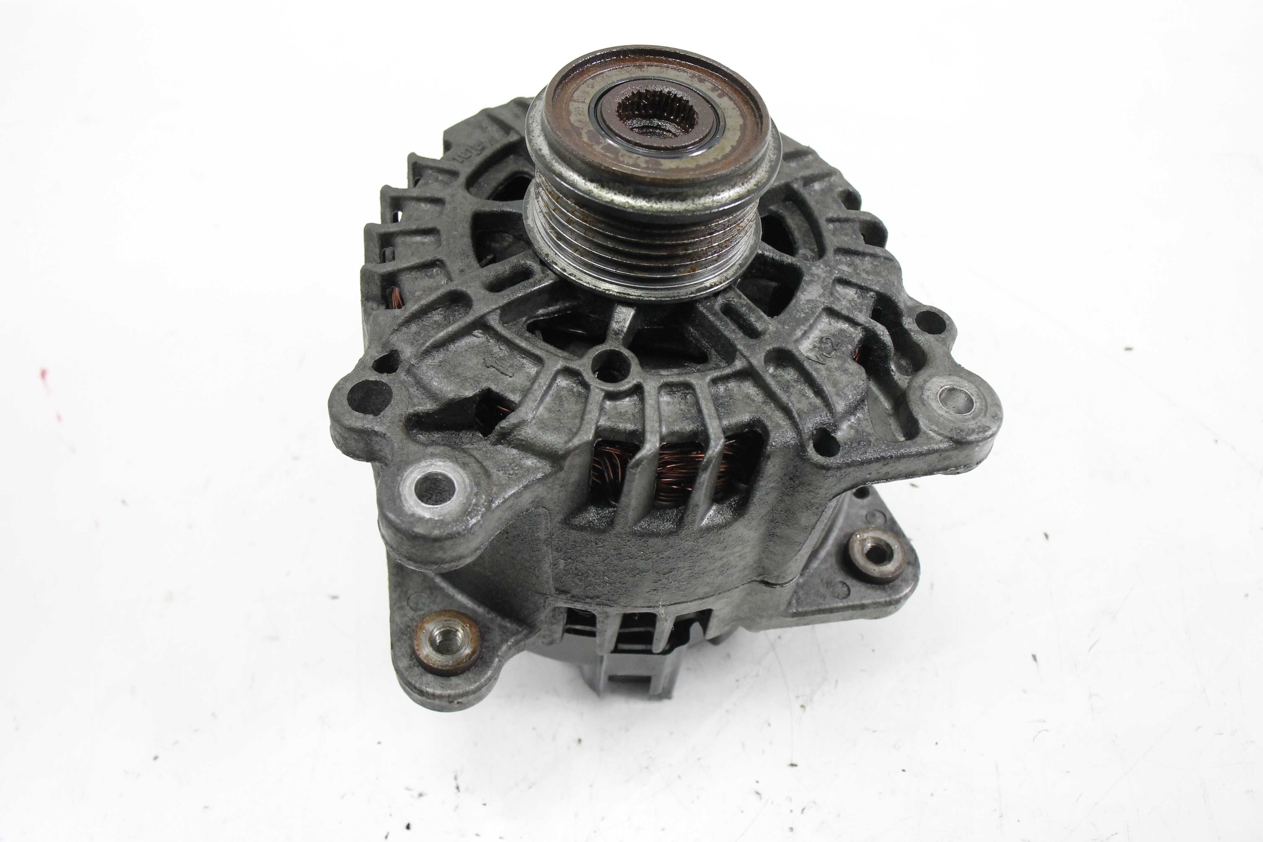 Alternator Valeo ccw Audi A4 b8 A5 8T A6 C7 Q7 3.0 V6 Tdi Vw Touareg