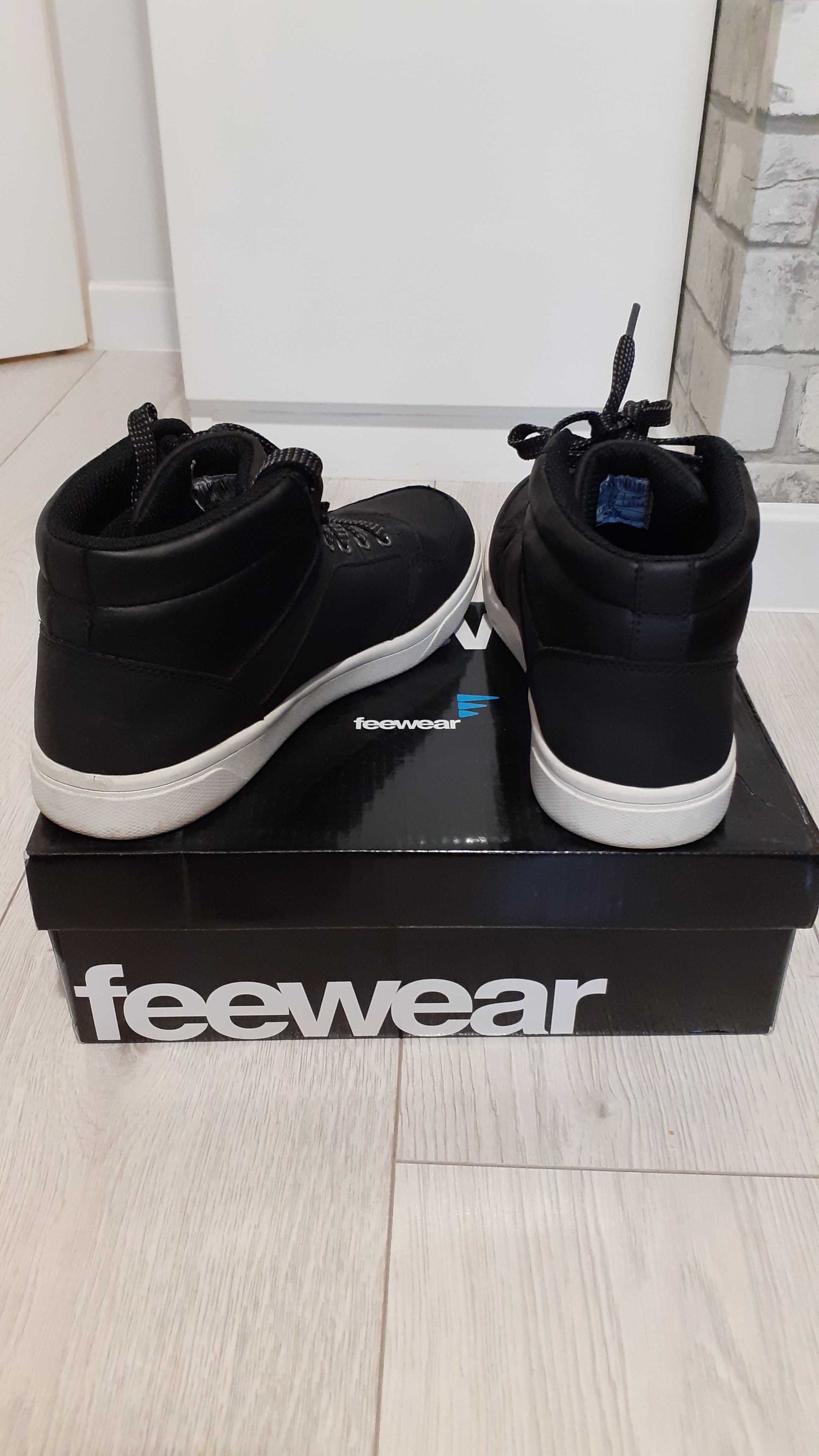 Adidasy feewear r. 40
