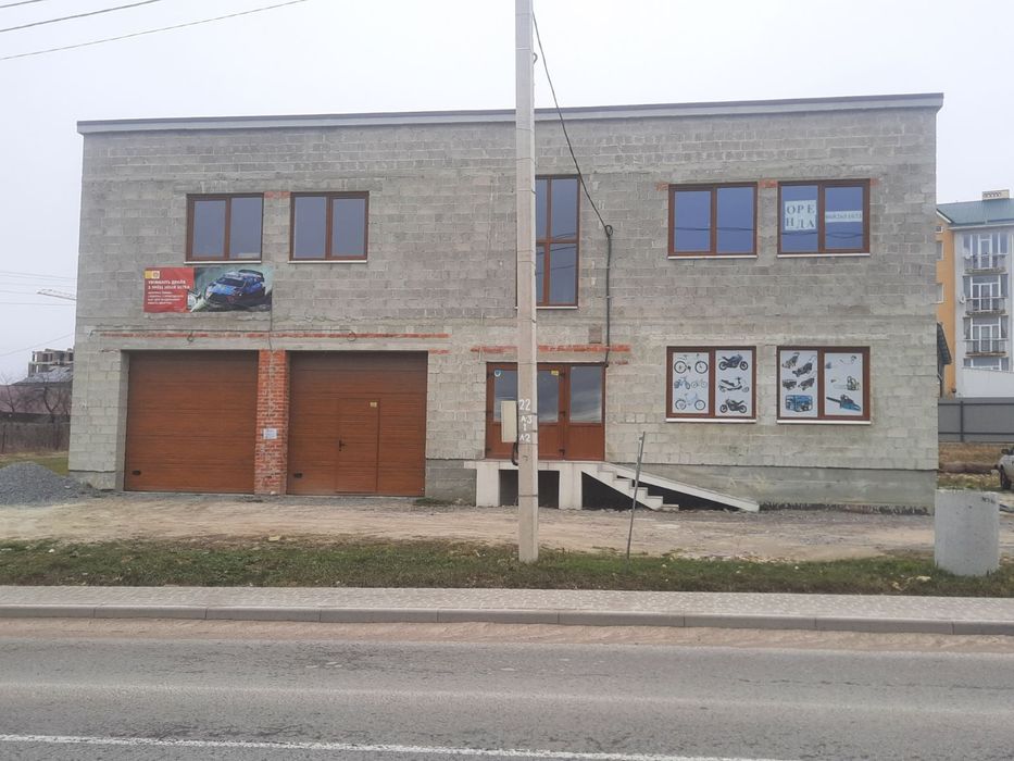 Приміщення Приміщеня для магазину або офісу в Пустомитах