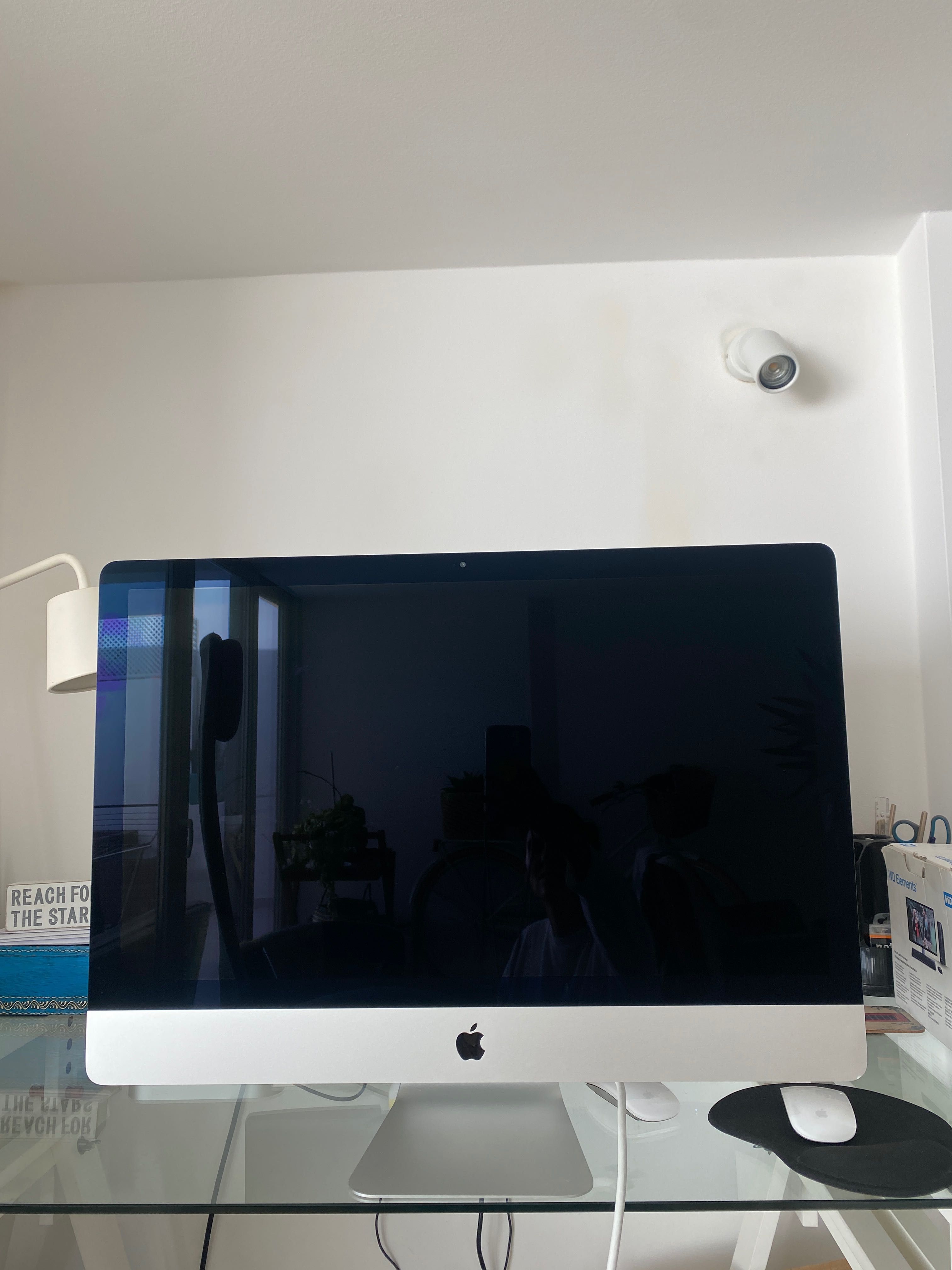 iMAC 27 inch  - macOS Monterey Version 12.7.2