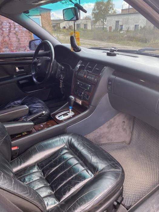 Продам обслуговане авто А8D2