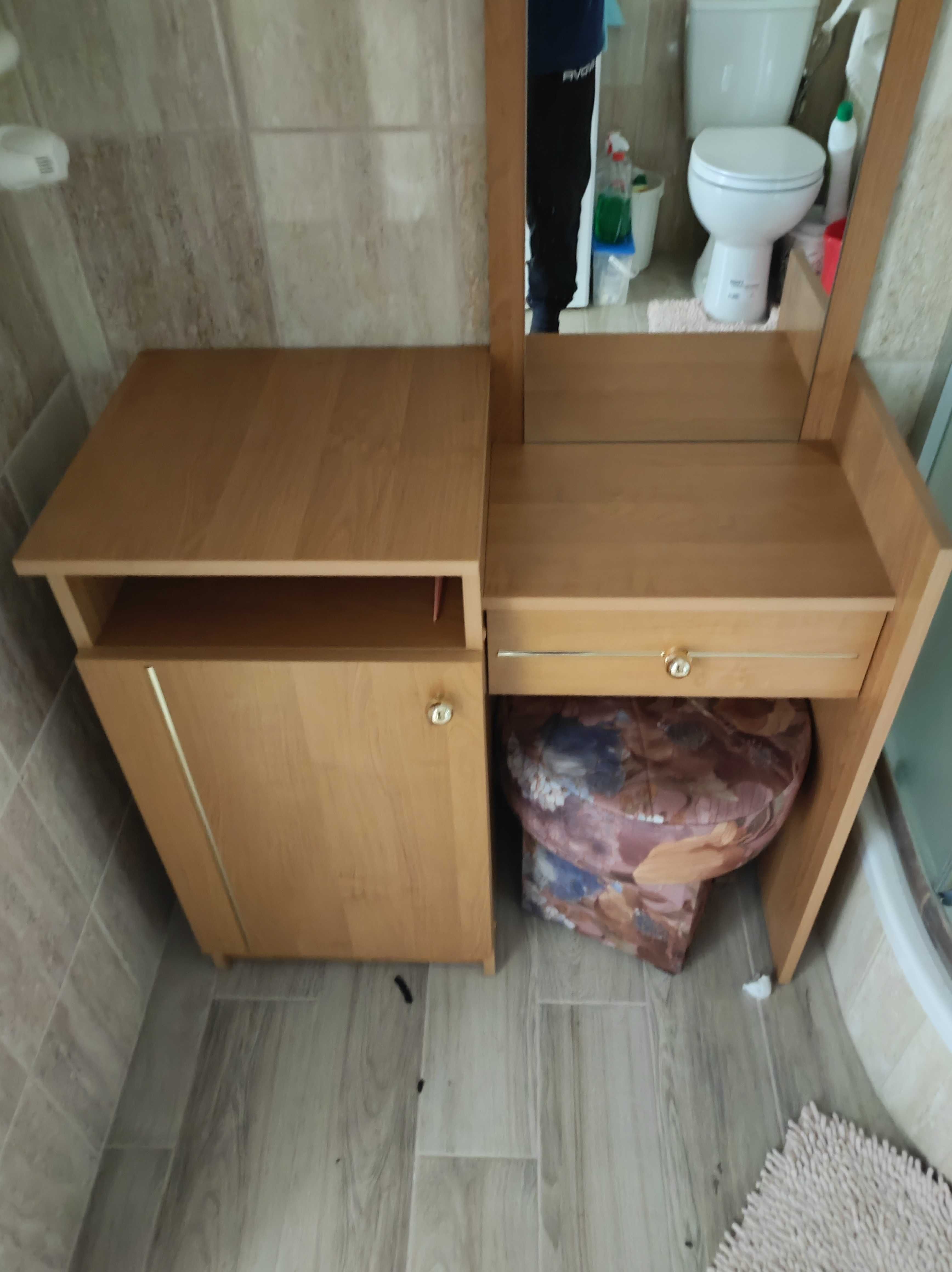 Komoda z lustrem, szufladą, szafką z półką