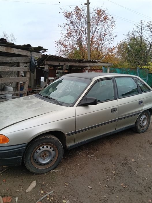 Продам Opel Astra 1993року