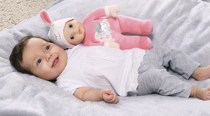 Кукла Zapf Newborn Baby Annabell Нежная малышка с погремушкой 702536