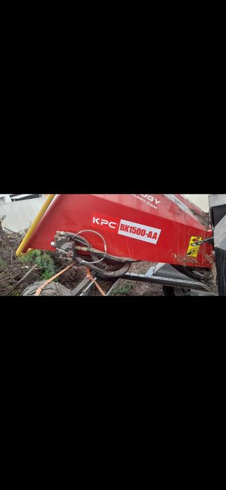 Biotriturador 15 cv com rolo de alimentação