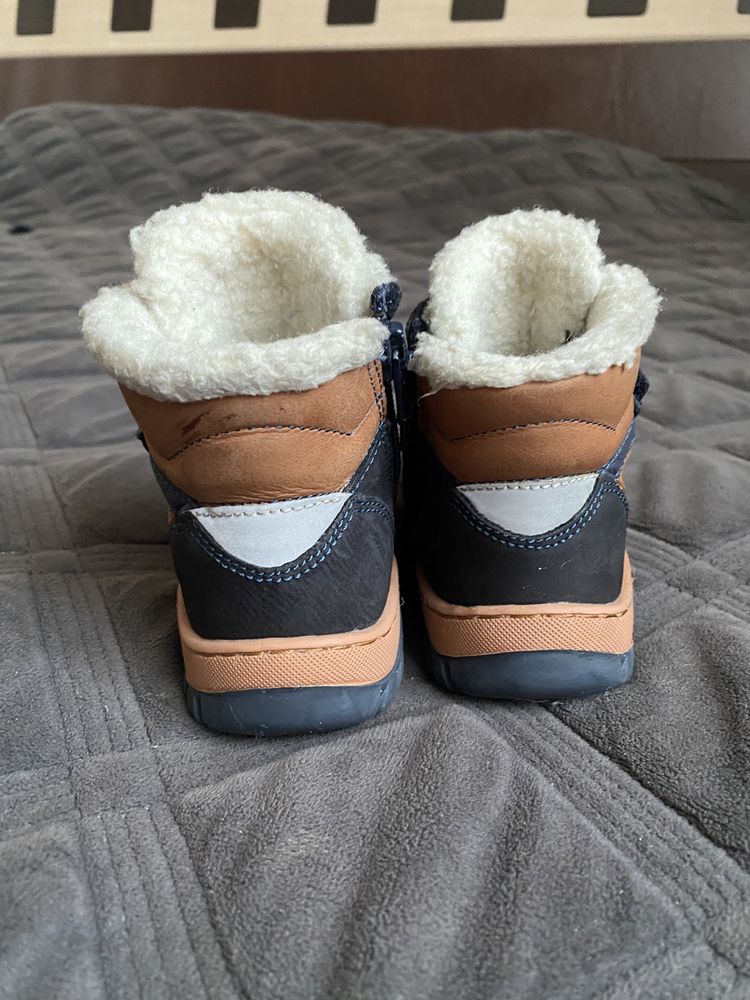 дитячі ботинки lasocki зимові 20р ботіночки