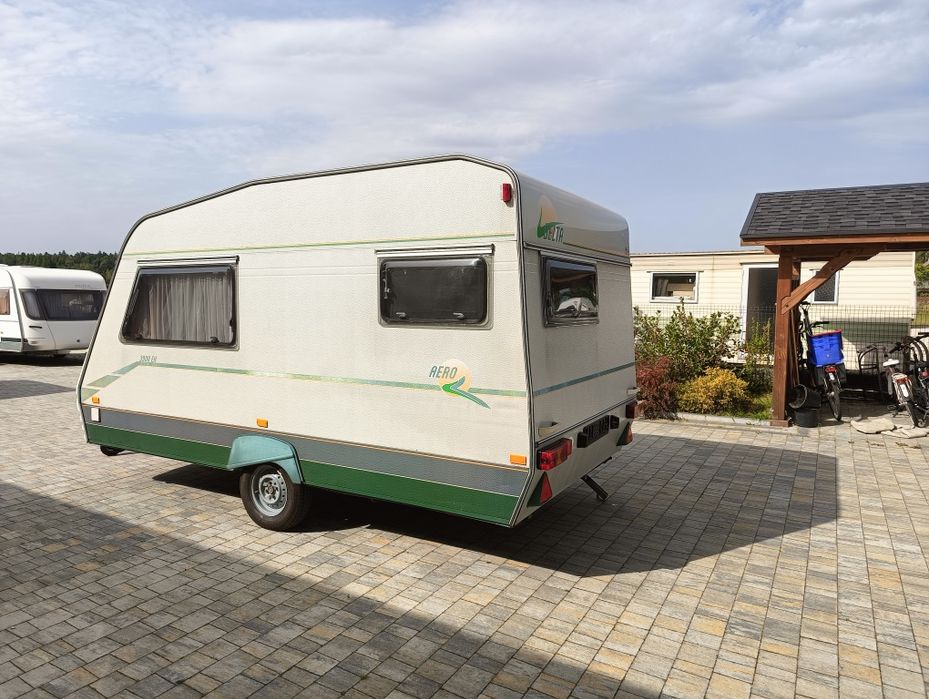 Przyczepa kempingowa Delta Aero 3900 dwa namioty, 1000 kg