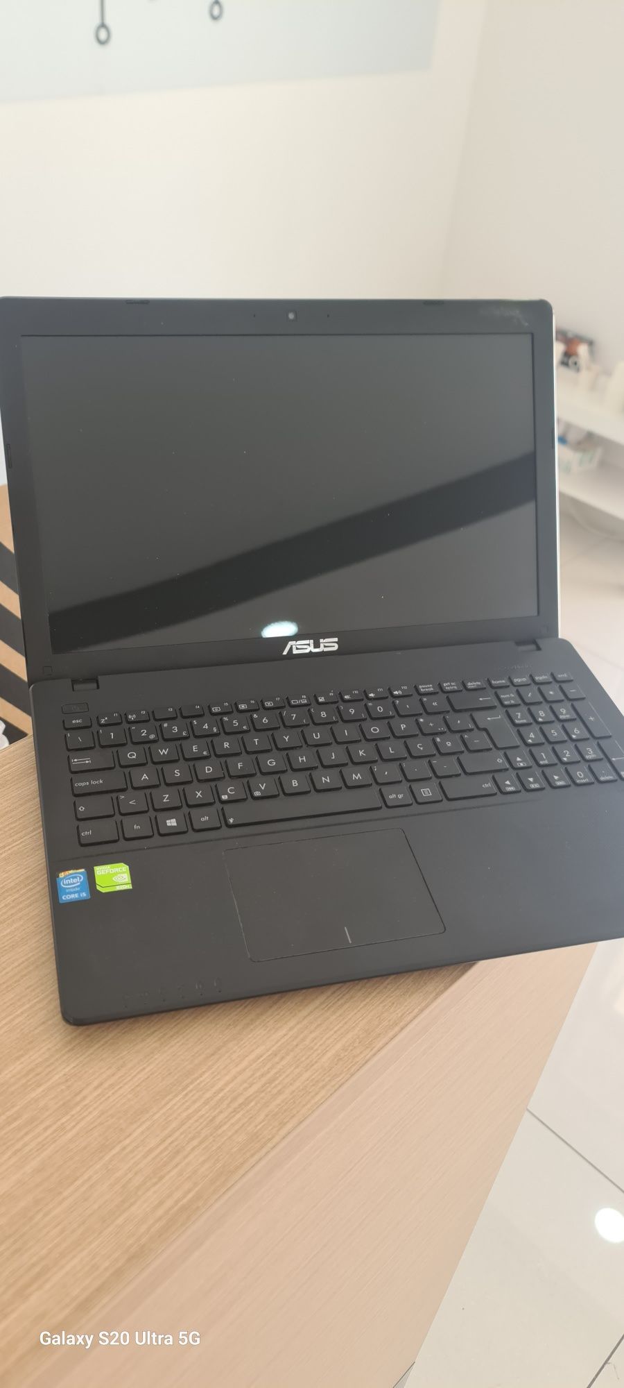 Portatil Asus X552L