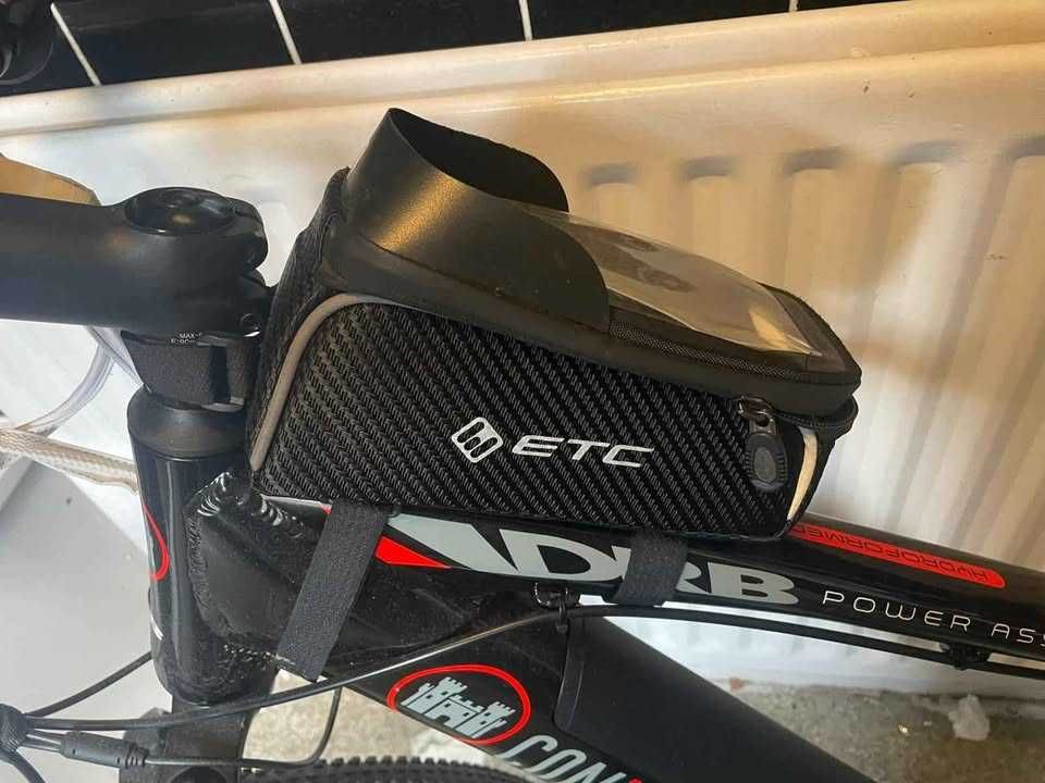 Rower elektryczny Dallingridge Coniston 700c - jak nowy, z dodatkami!