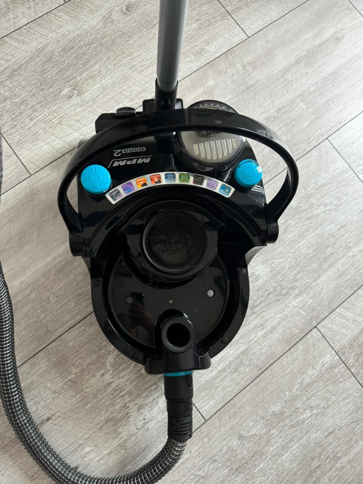 Odkurzacz MPM Bora MOD-19/8 850 W