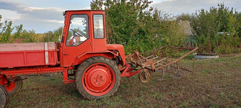 Трактор Т-16 з документами.