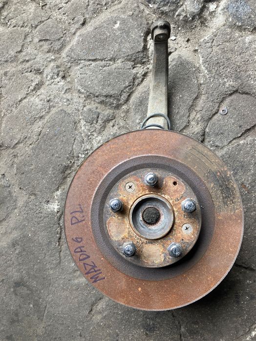 Mazda 6 - zwrotnica przód lewa prawa