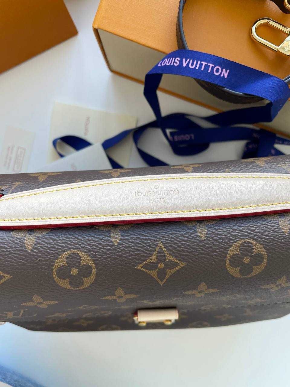 Сумочка Louis Vuitton Metis Pochette