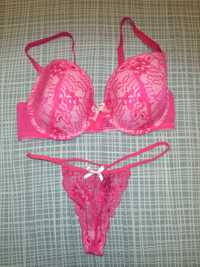 Komplet Ann Summers 80D biustonosz M stringi rózowy