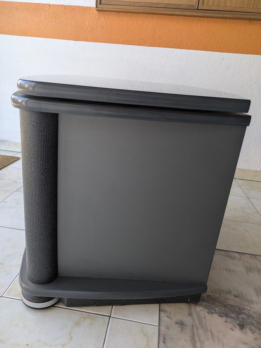 Móvel de sala para TV ou outros equipamentos