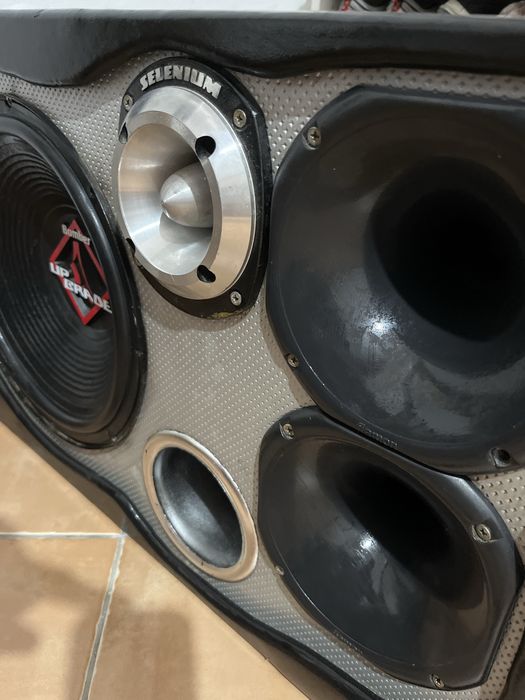 Vendo som automotivo ja com modulo stet som esta a funcionar normal !