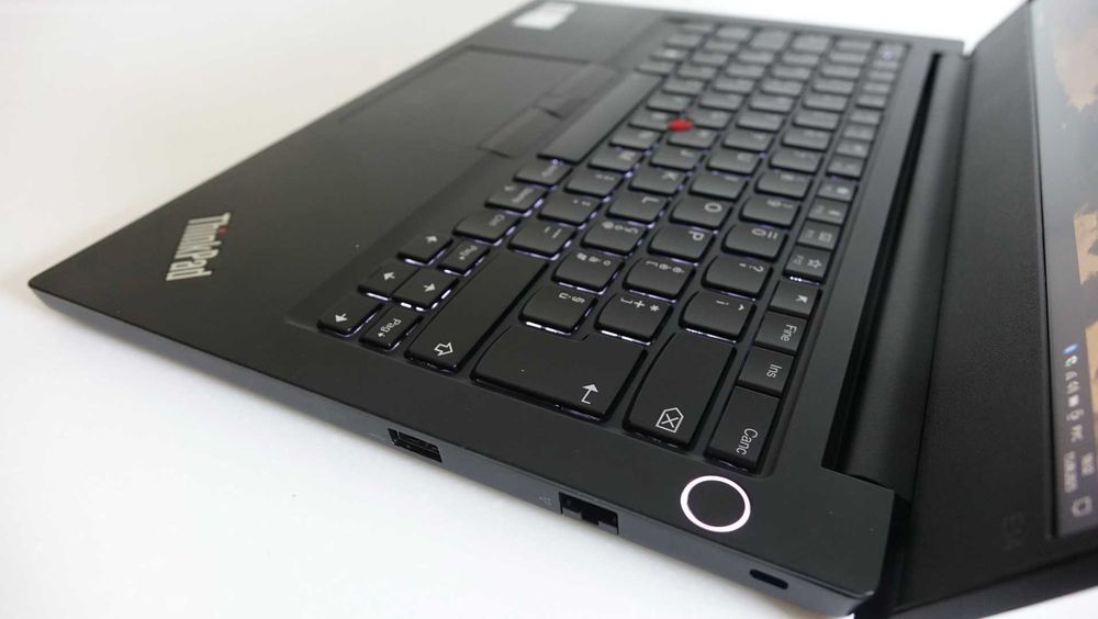 Идеал Ноутбук LENOVO ThinkPad E14 IPS FHD i7-10510U 16GB 512GB Win10