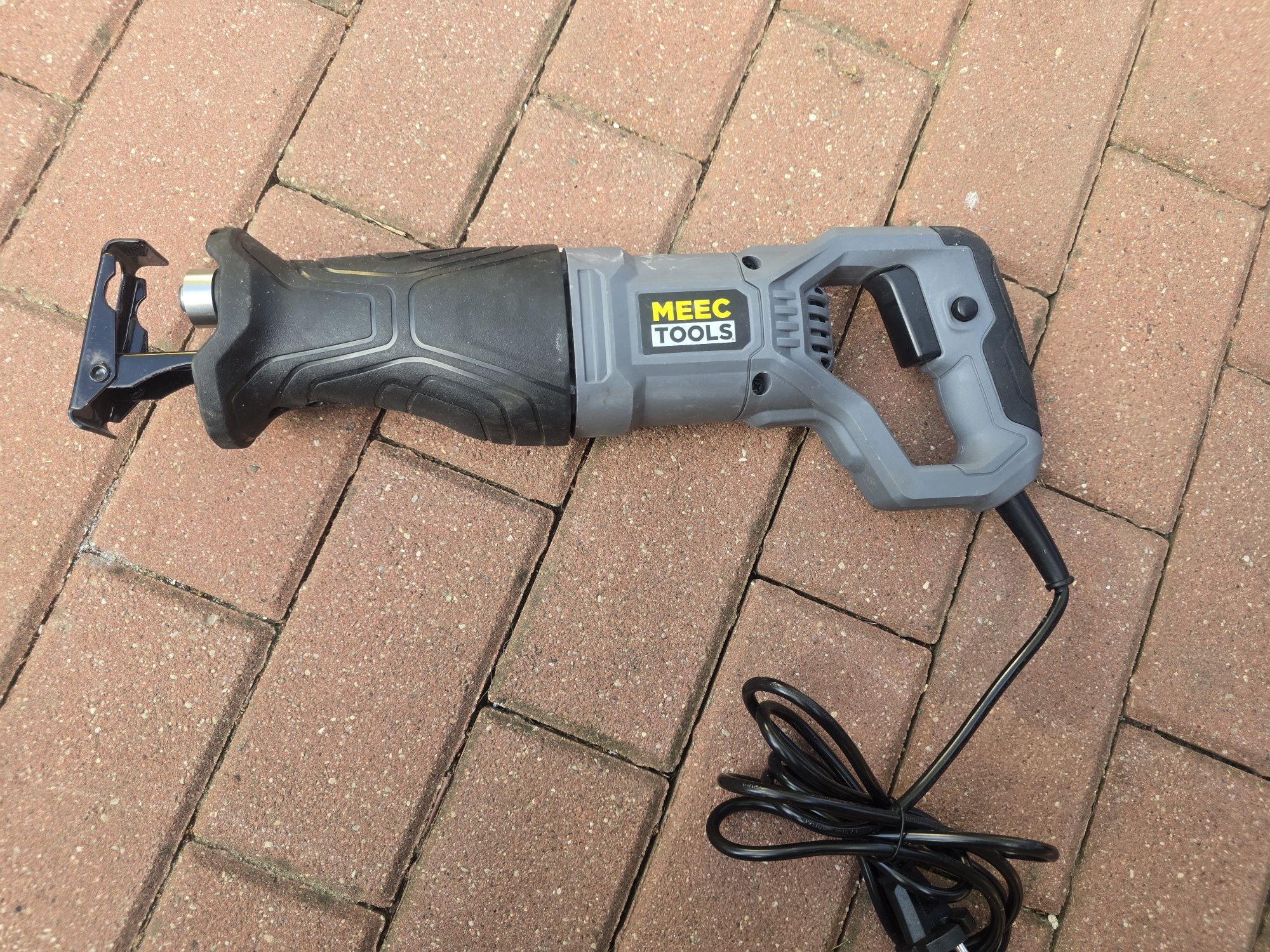 Pila szablasta MeecTools elektryczna