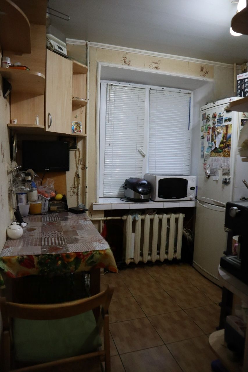 Продам 2 кВ 2/5 Виставка  вул.Перемоги Терміново Торг!