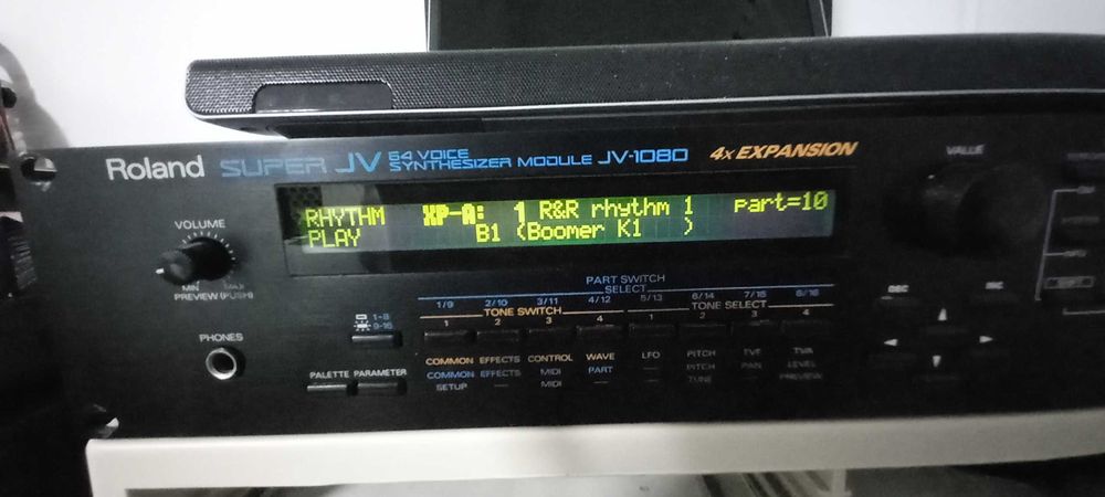 Roland JV1080 + bass and drums