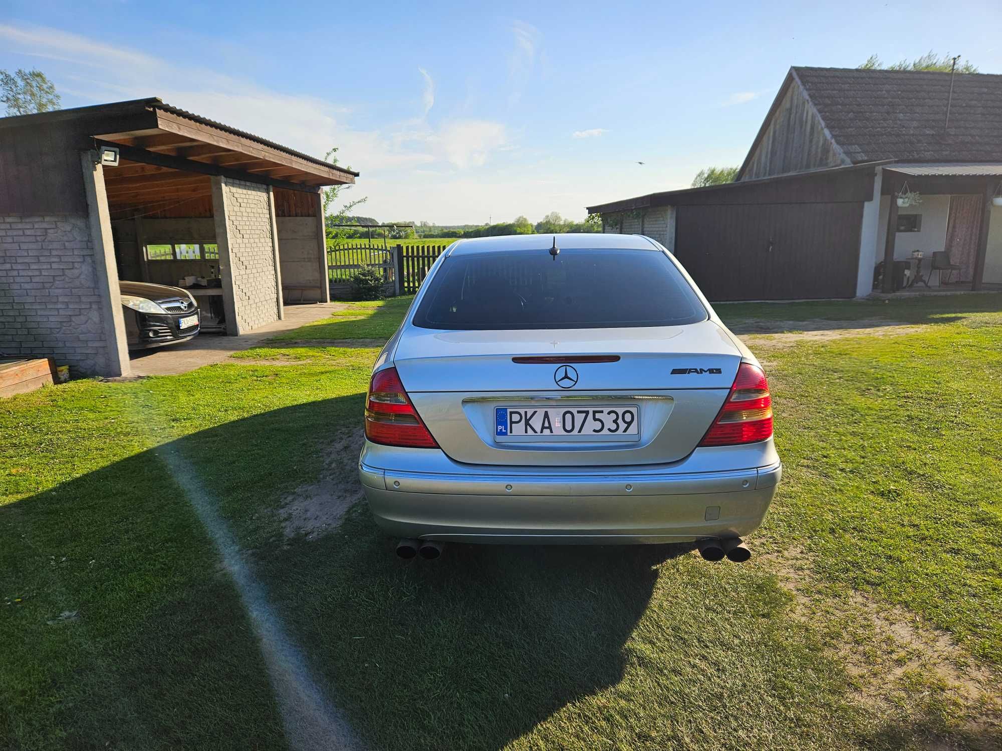 Mercedes W211 , E500 , 4matic