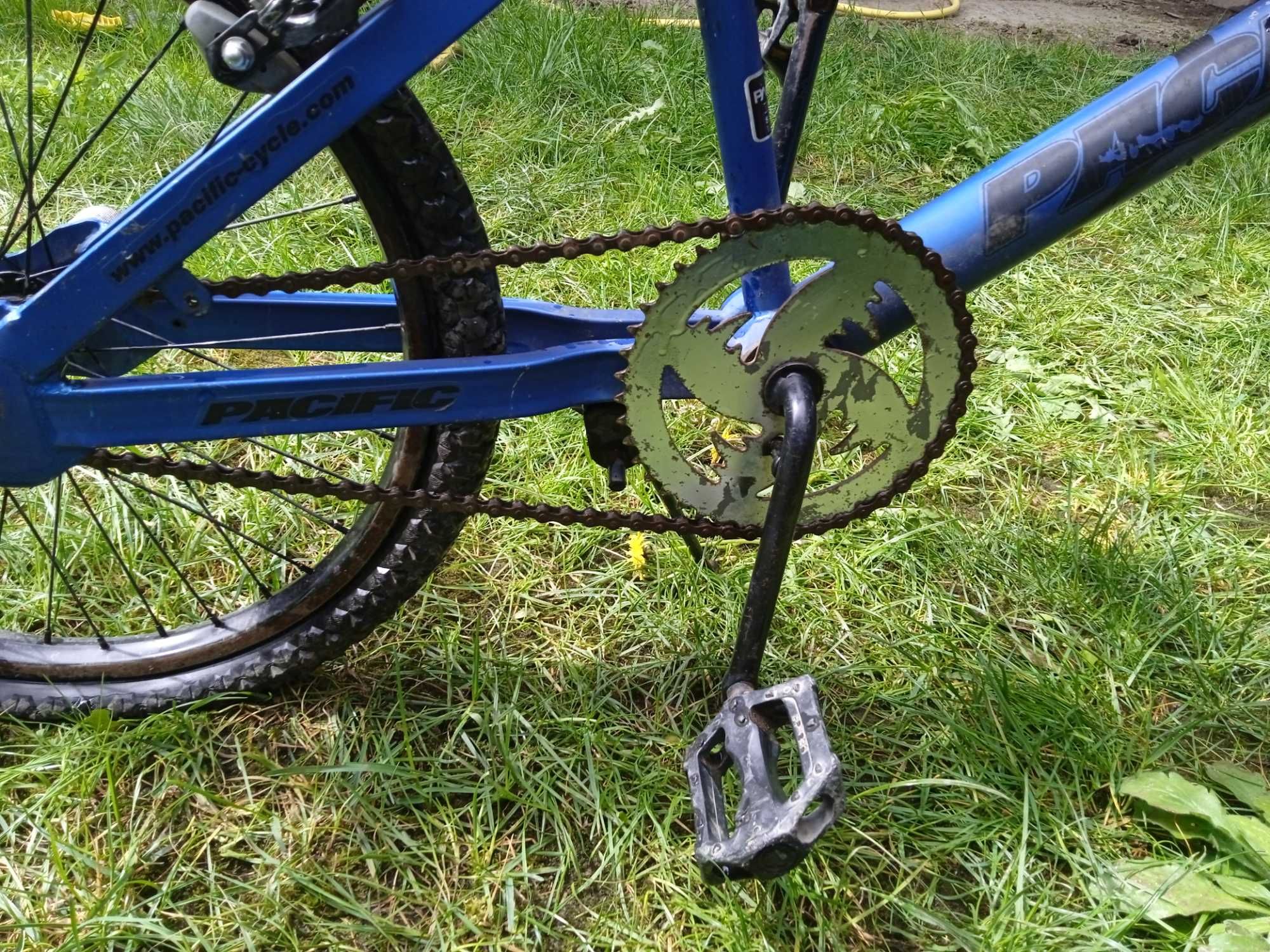 Велосипед BMX, з встроєними тормозами
