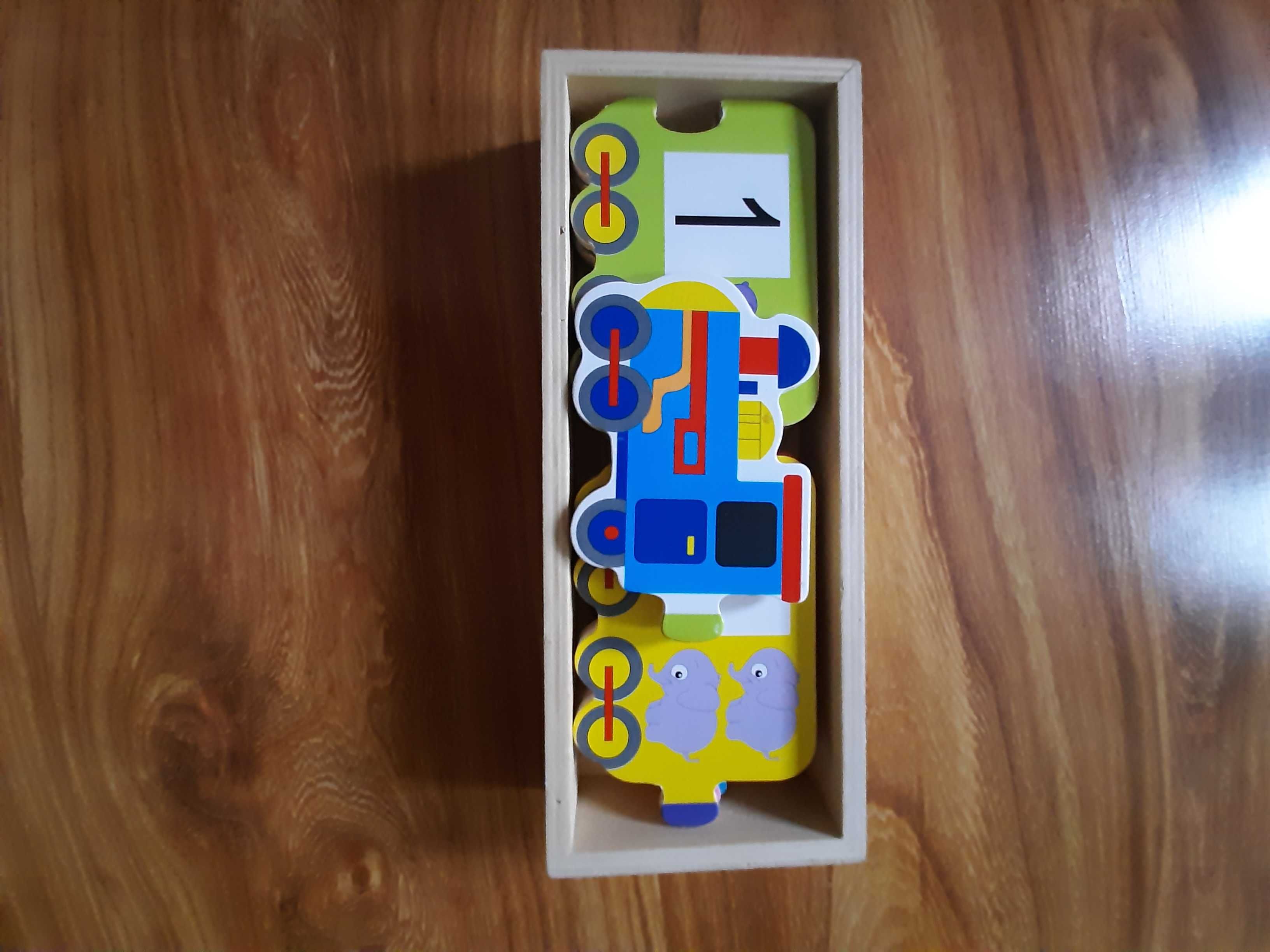 Zabawka puzzle drewniane pociąg