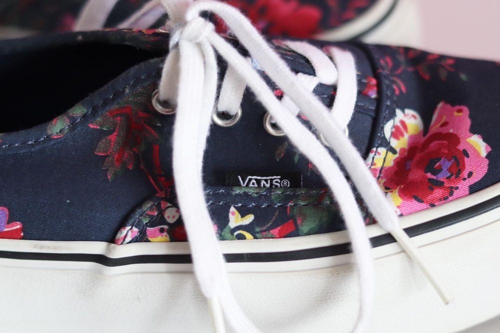 Vans floral plataforma