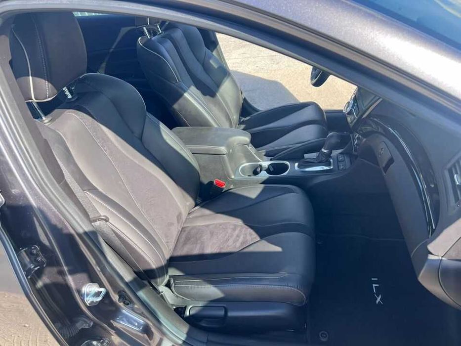 2022    Acura    ILX