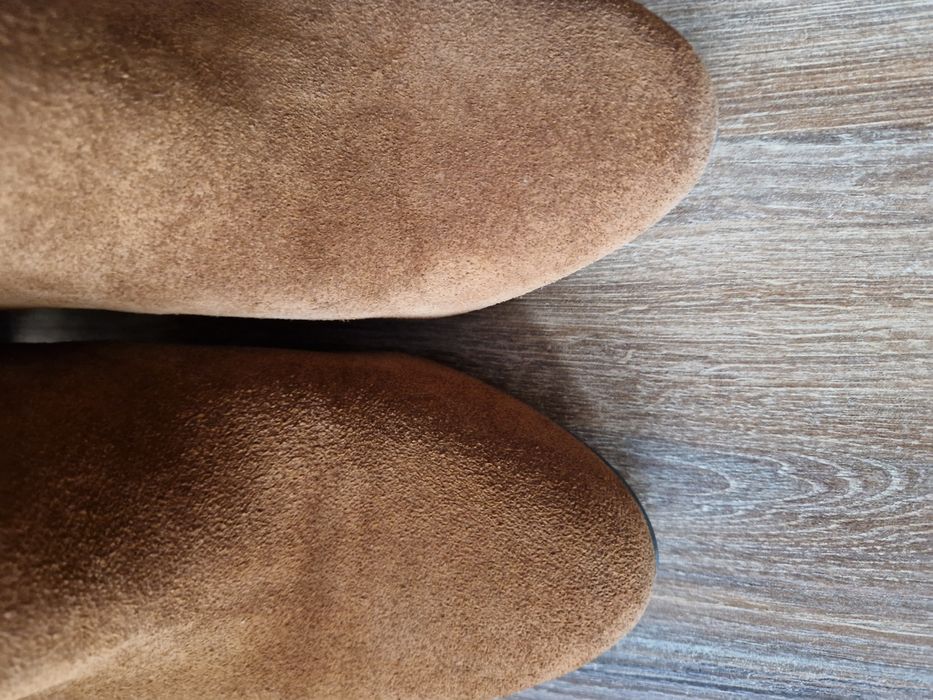 Brązowe welurowe botki Ryłko, r. 40