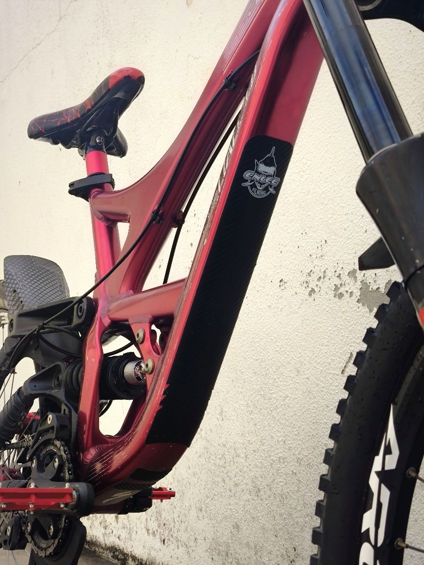 Specialized Demo 8