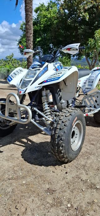 Moto 4 Ltz 400 pouco uso