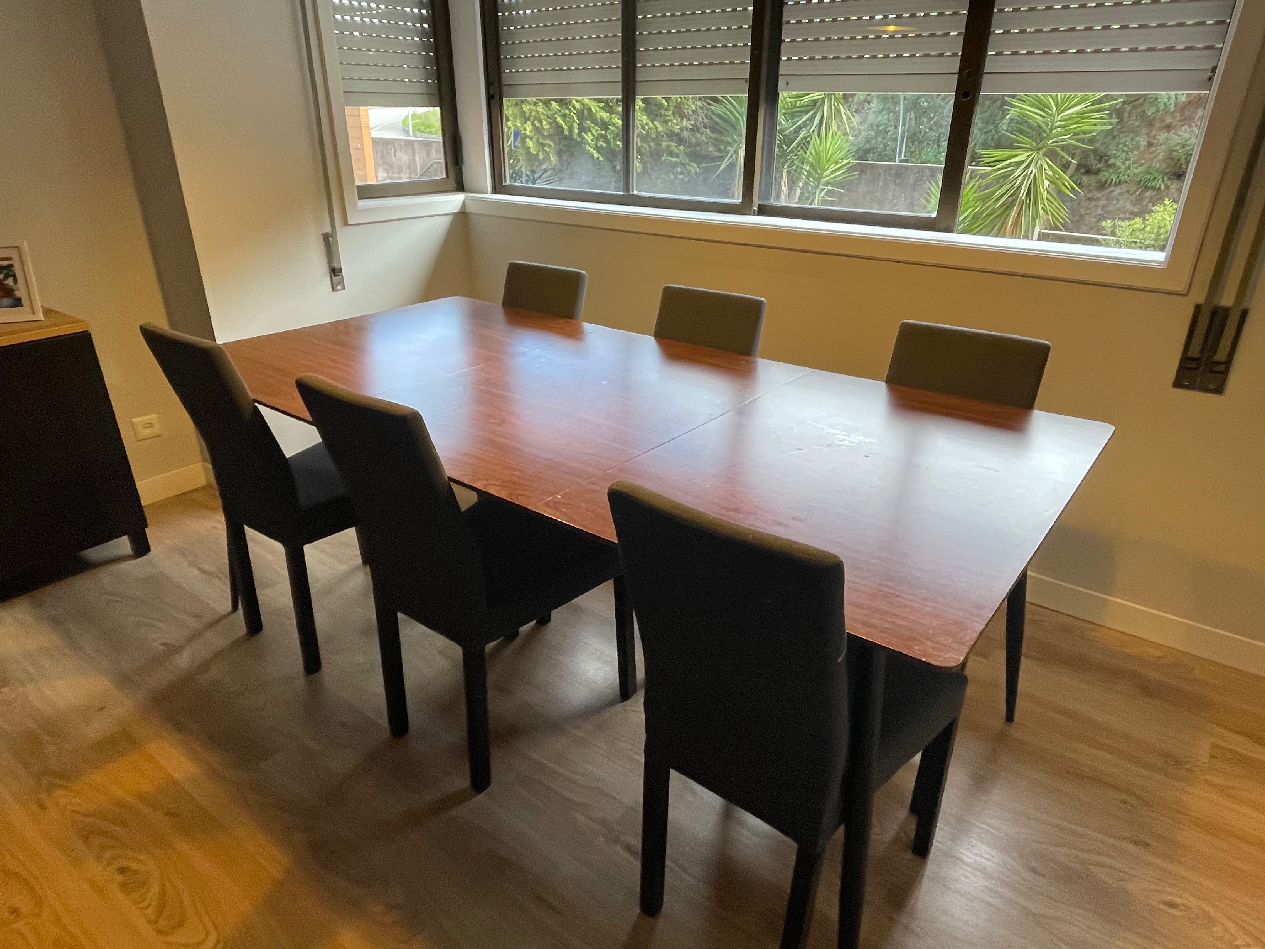 Mesa de sala de estar