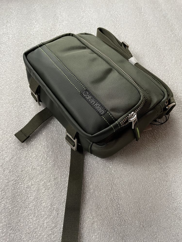 Новая сумка calvin klein (ck utility camera bag unisex) с америки