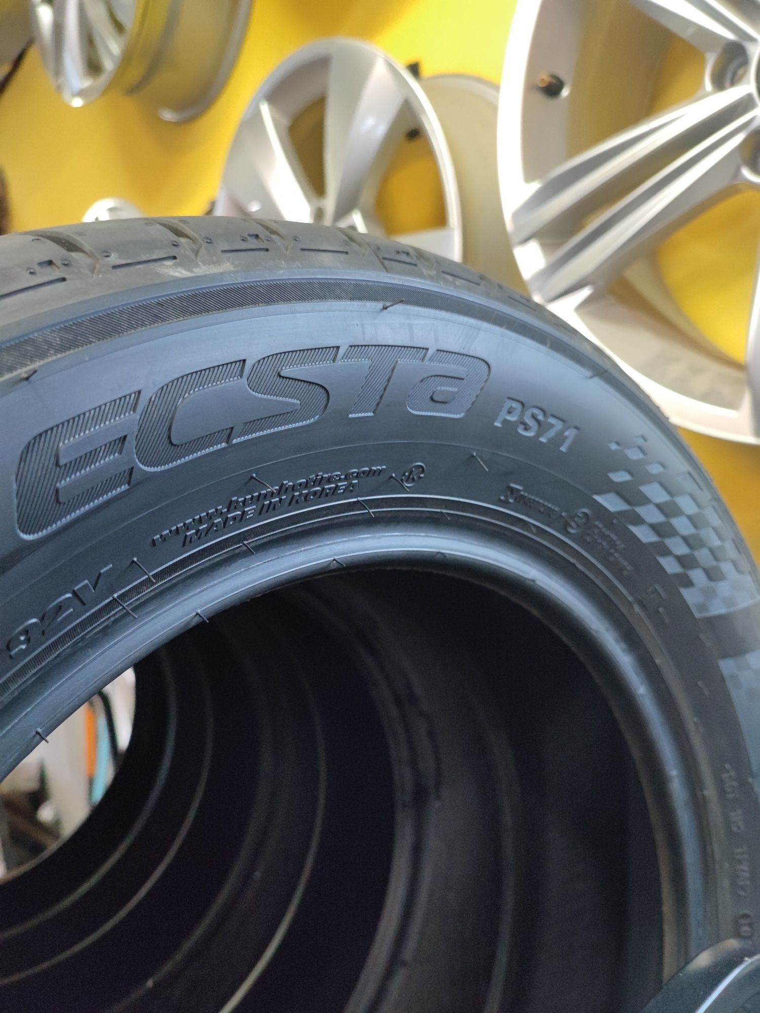 Opony letnie 205/60R16 92V Kumho ECSTA PS71 | 2022