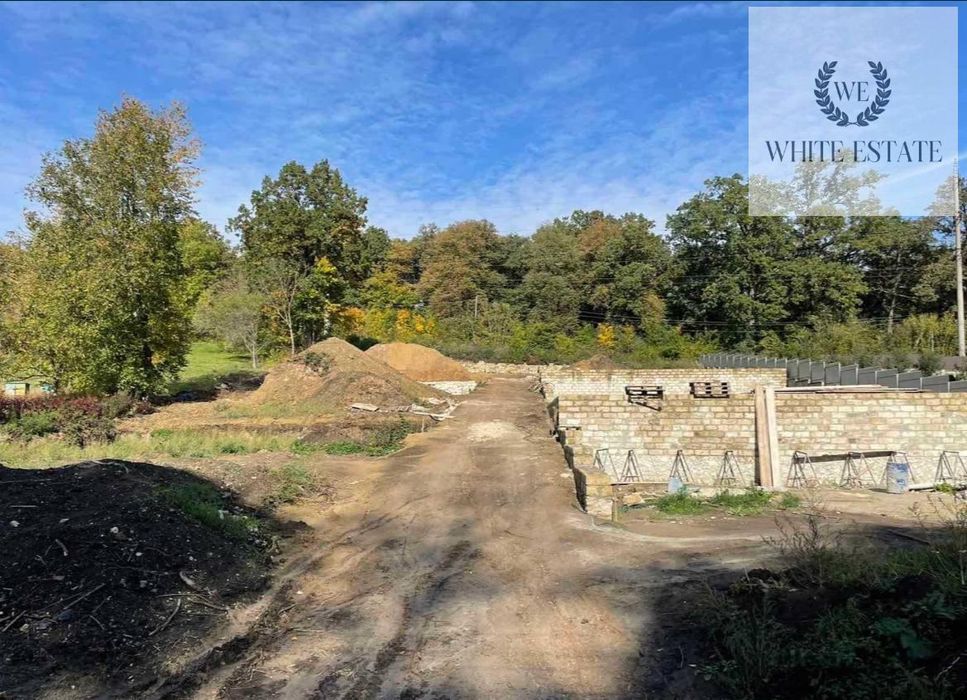 Будинок в котеджному містечку