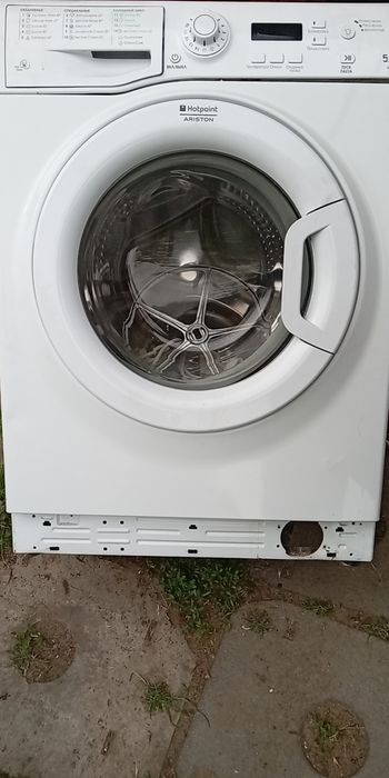 Продам стиральную машину Аriston по частям