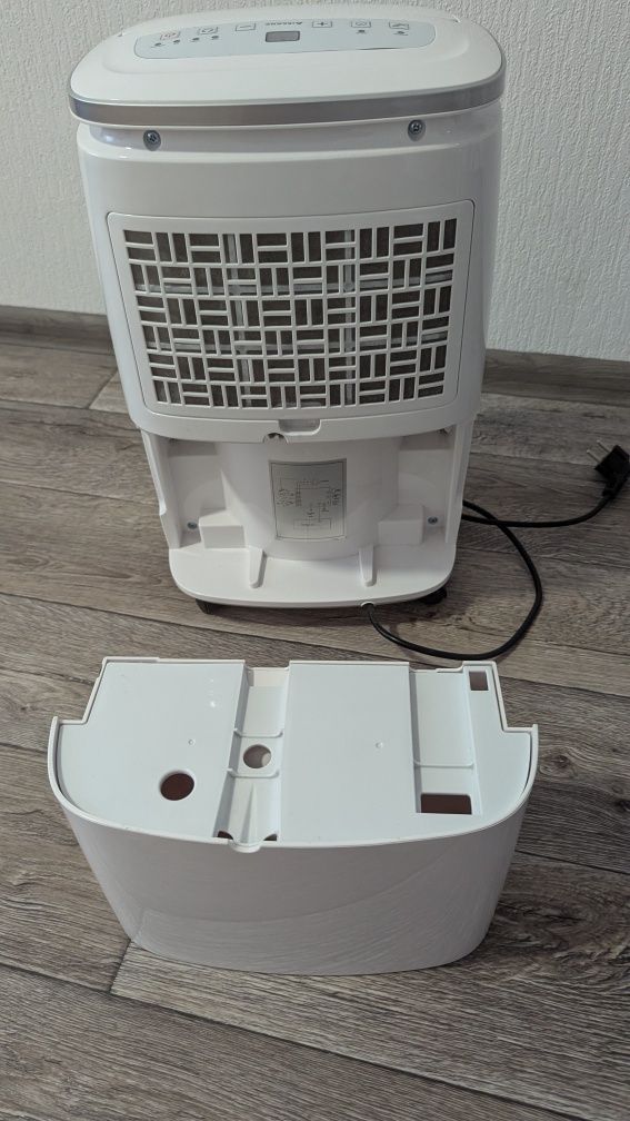 Продам осушувач повітря Aircond A10