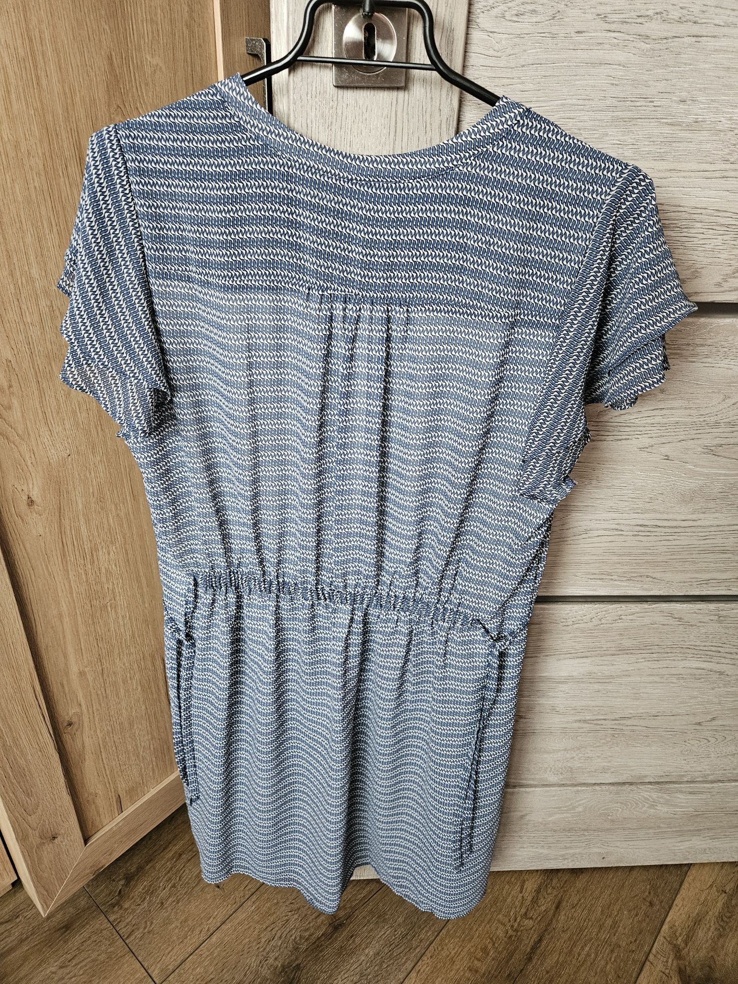 Sukienka H&M lekka