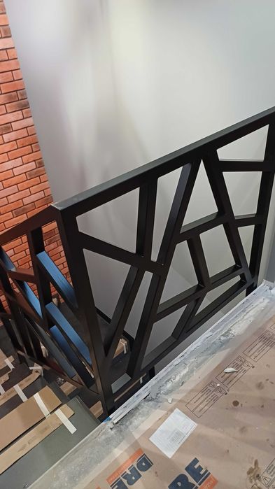 schody na konstrukcji , metalowe ,dywanowe , ażurowe  loft  wewnętrzne