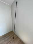 Czarny karnisz 242 cm