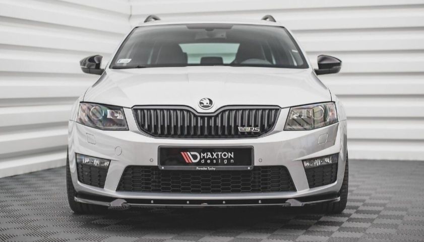 Накладка бампера губа Skoda Octavia A7  RS (13-16)