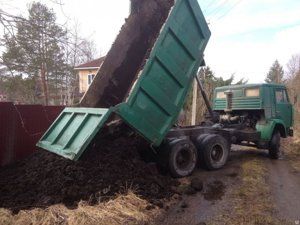 Песок карьерный и намывной. Щебень,Чернозем.