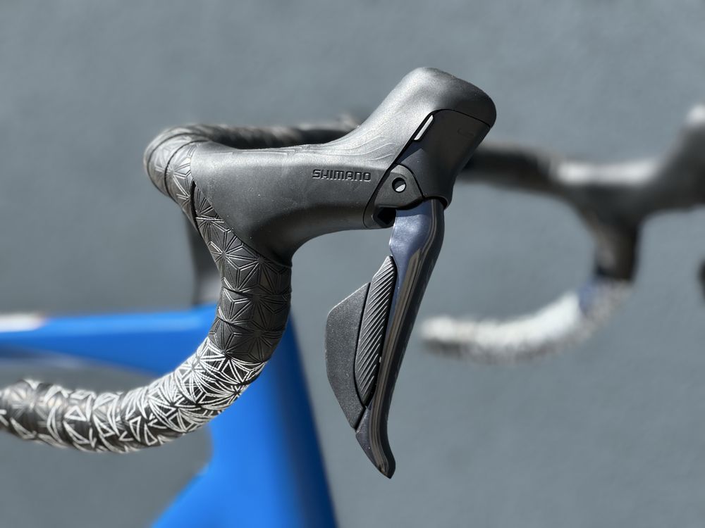 Karbnowe BMC RoadMachine Two Shimano Ultegra 12s Di2 roz: 54/M