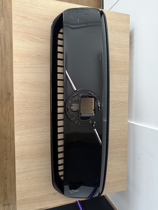 Решітка Volvo XC40 C40 Гриль Recharge