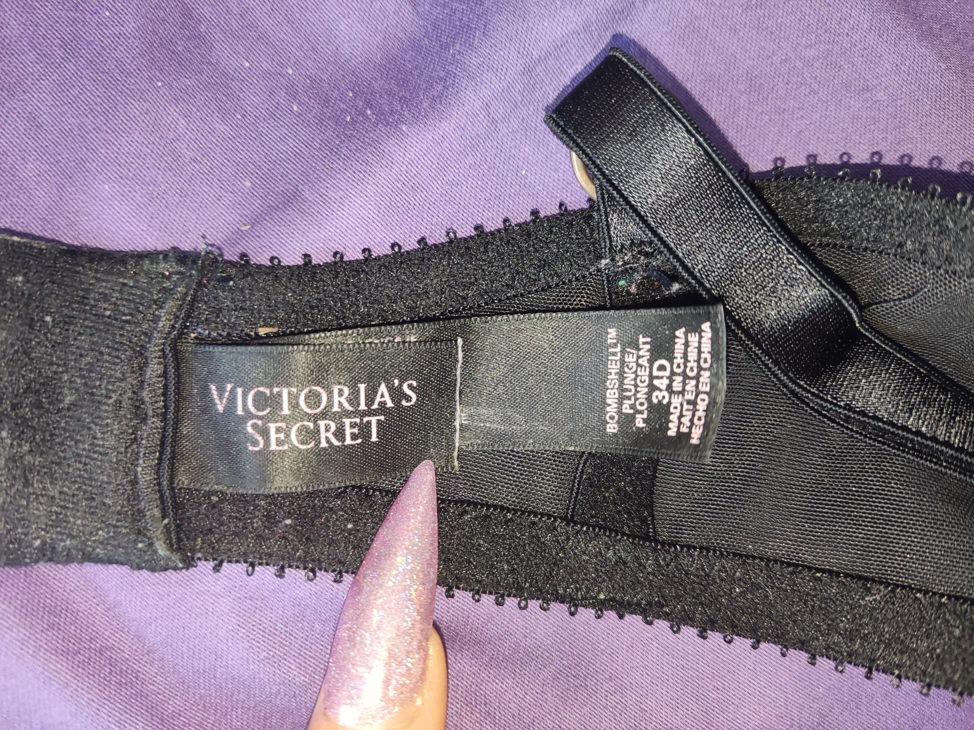 Бюстгальтер Victoria secret  с пуш пром  34D